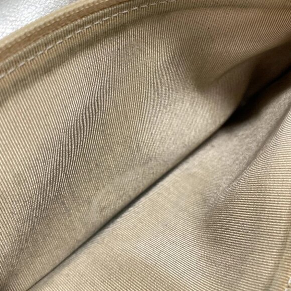 Auth CHANEL - Gold Lambskin Long Wallet - Picture 4 of 12